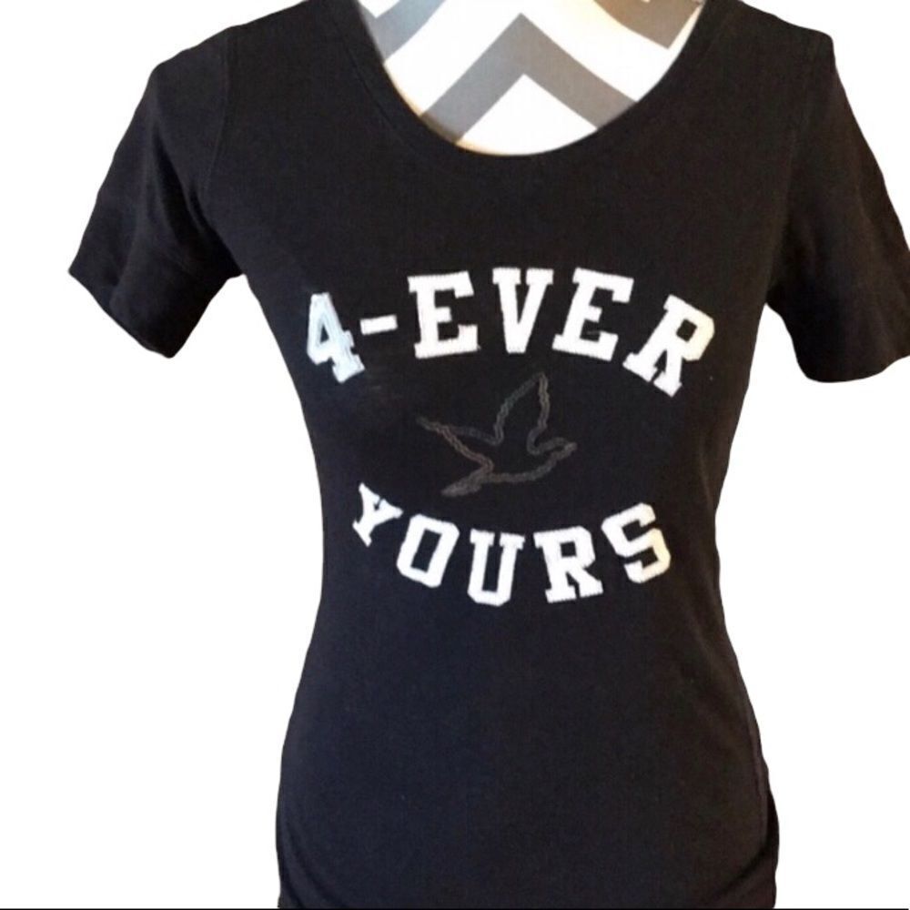 FREE IN BUNDLEΒ AerieβForeverβYoursβShirtβSmall